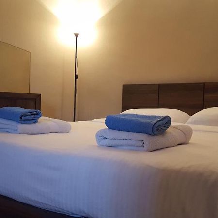 Apartment Rustaveli 1 ティビリシ エクステリア 写真