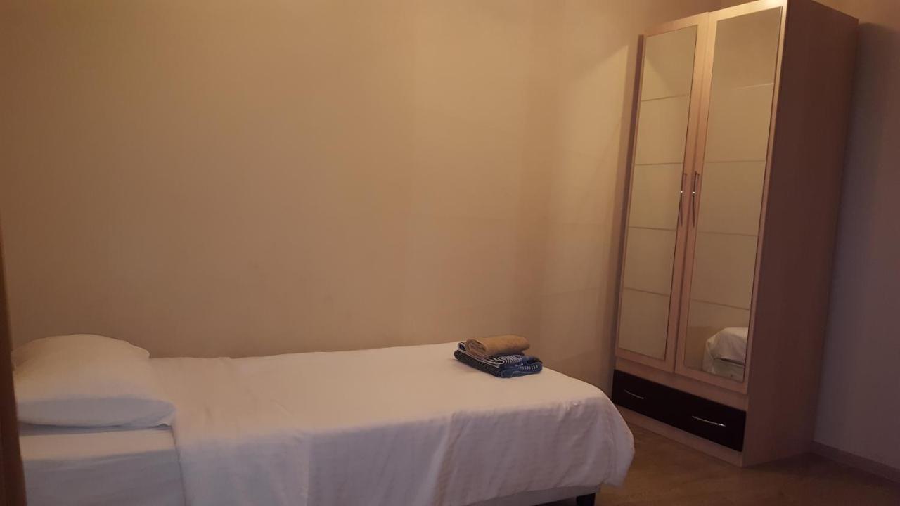 Apartment Rustaveli 1 ティビリシ エクステリア 写真