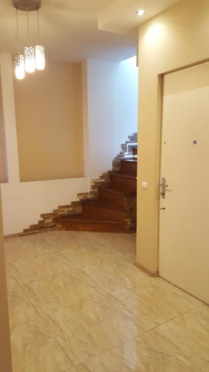 Apartment Rustaveli 1 ティビリシ エクステリア 写真