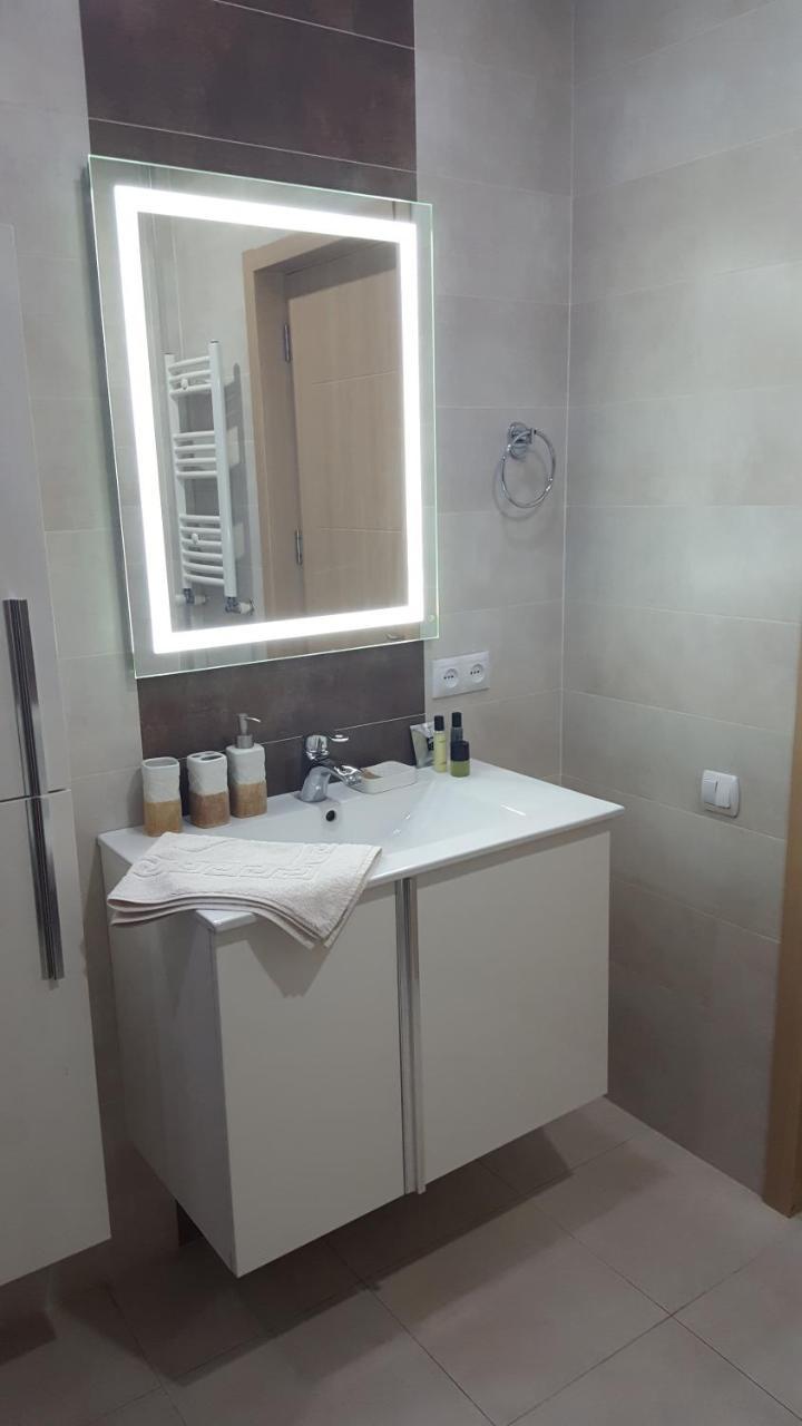 Apartment Rustaveli 1 ティビリシ エクステリア 写真