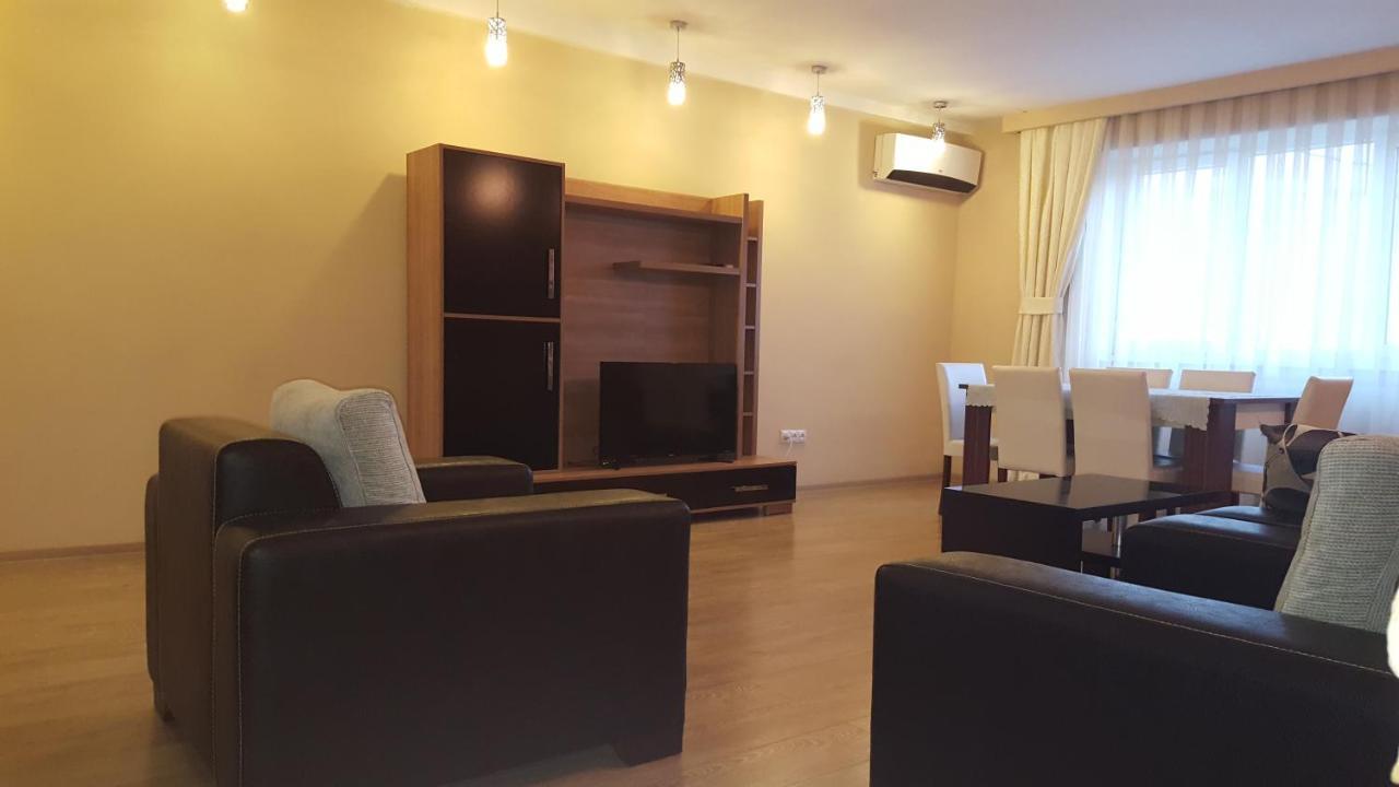 Apartment Rustaveli 1 ティビリシ エクステリア 写真